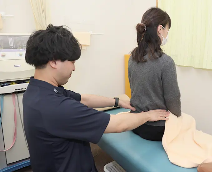 サニタ鍼灸整骨院十日市場店施術